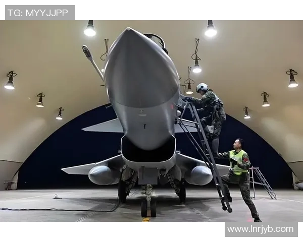 重庆足球队的荣耀之路：从默默无闻到奥运舞台的辉煌历程